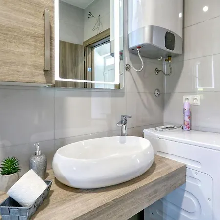 Laguna Appartement *