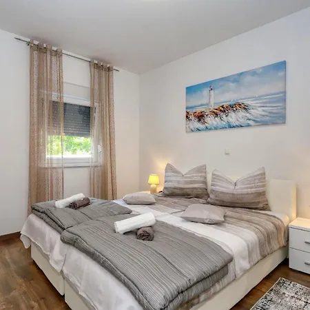 Laguna Appartement *
