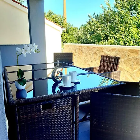 Laguna Appartement *