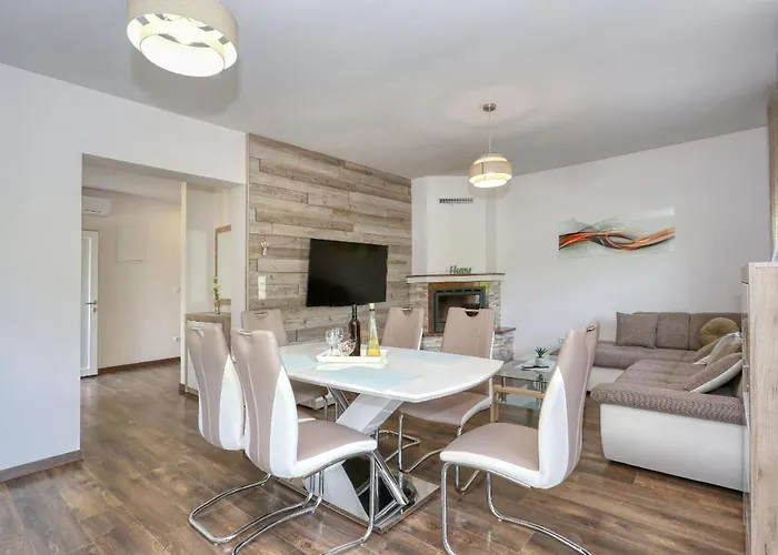 Apartment Laguna Nin